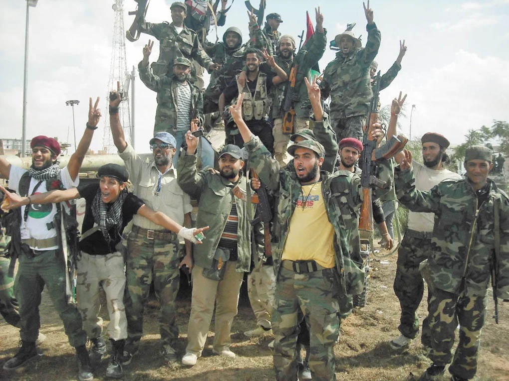 Ливия погрузилась в хаос и гражданскую войну.