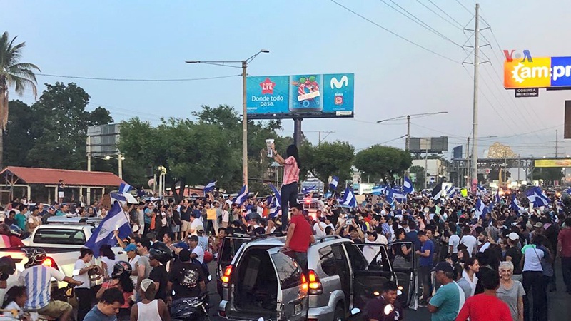 Уличные беспорядки в Никарагуа в 2018 году.