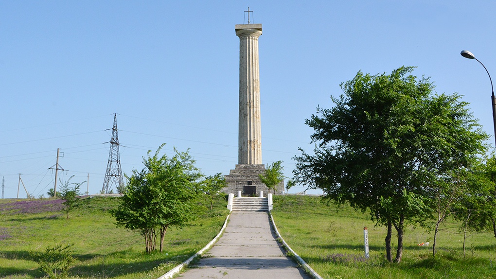 Монумент Кагульской битвы в Вулканешты.