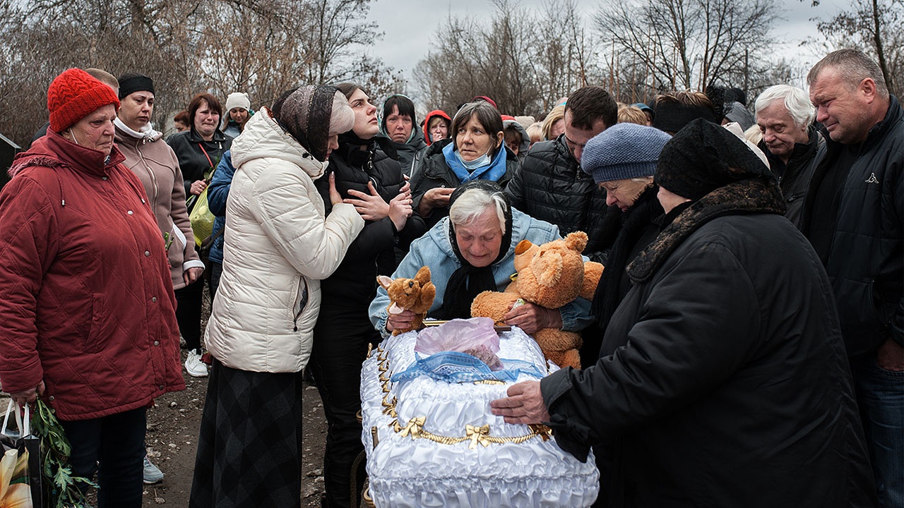 Владику не было и 5 лет, его хоронили в закрытом гробу.