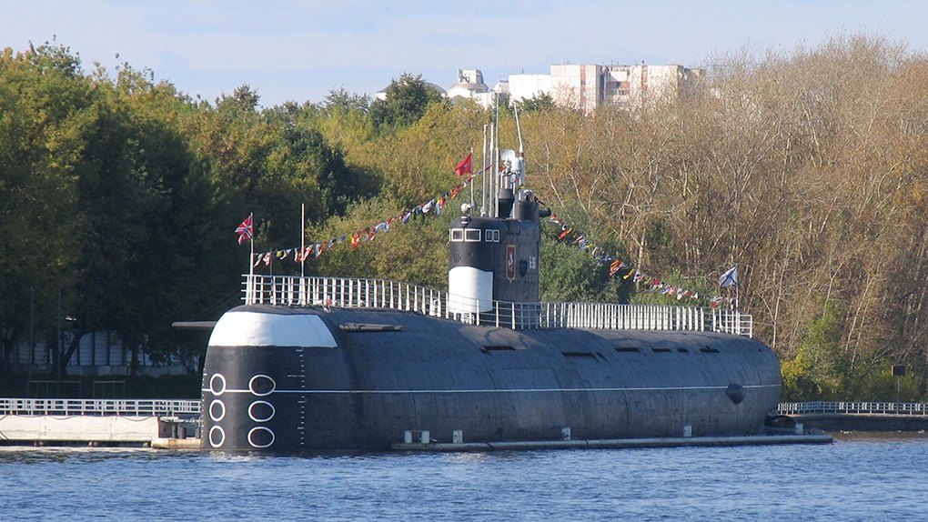 Подводная лодка-музей Б-396 «Новосибирский комсомолец» в Москве.
