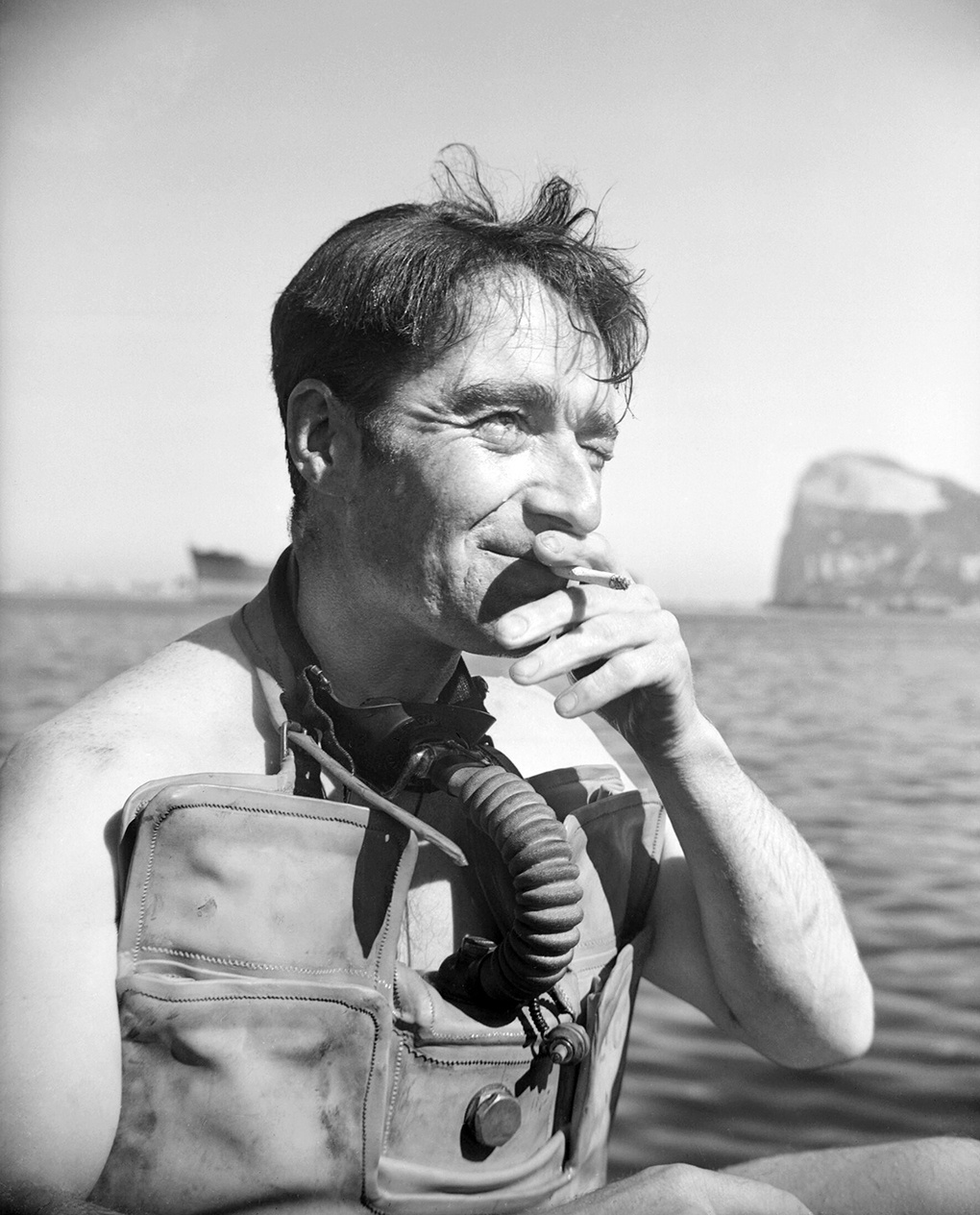 Боевой пловец британского Королевского флота Лайонел Крэбб (Lionel Crabb) погиб 19 апреля 1956 года.