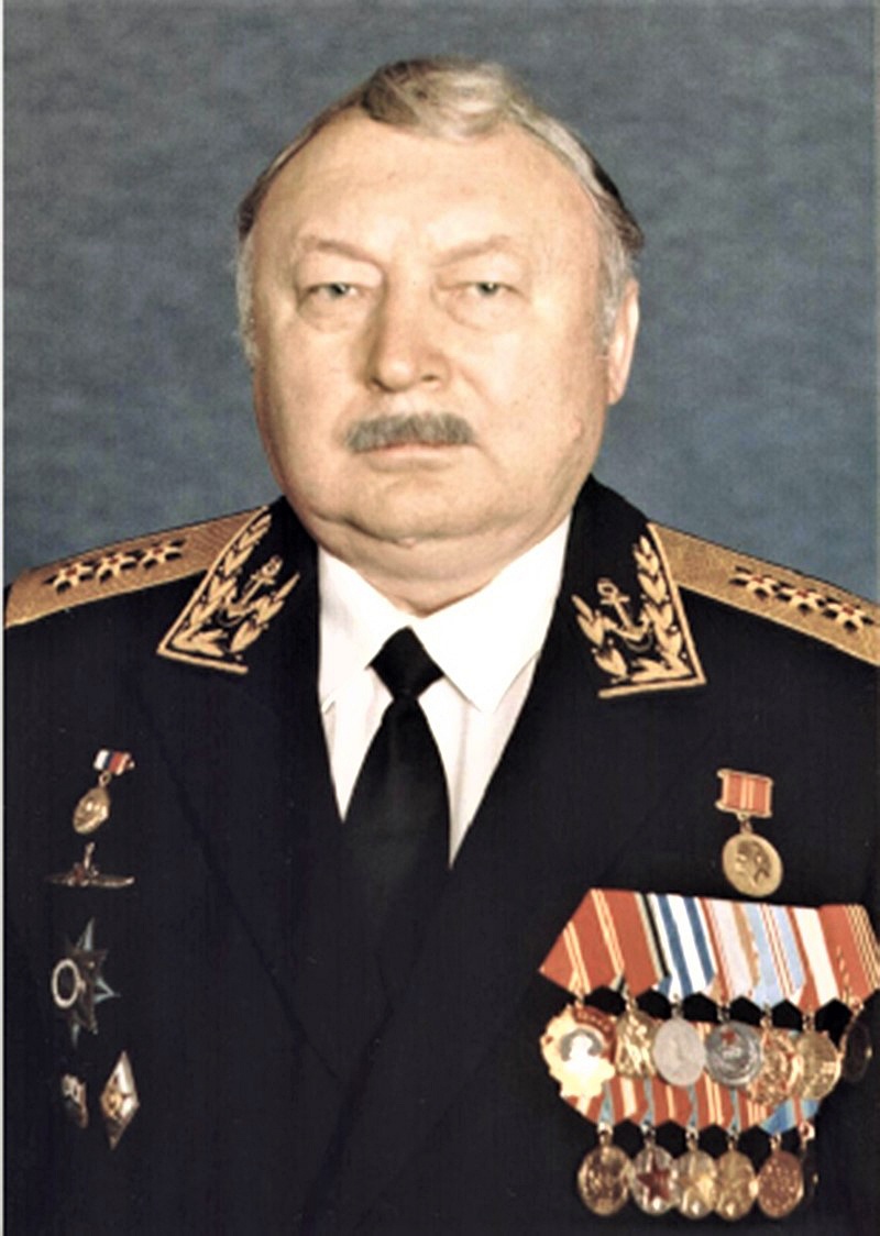 Литвинов Иван Никитович.