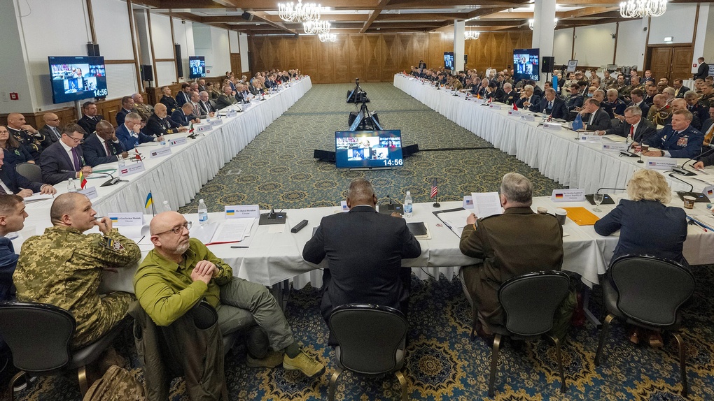 Встреча НАТО в Рамштайне.