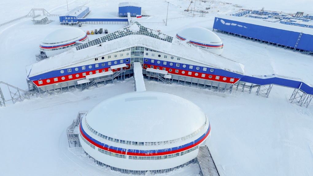 База Северного флота «Арктический трилистник» на острове Земля Александры.
