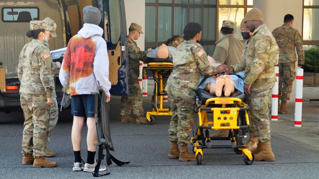 Раненые бойцы ВСУ в американском госпитале в Ландштуле, Германия.