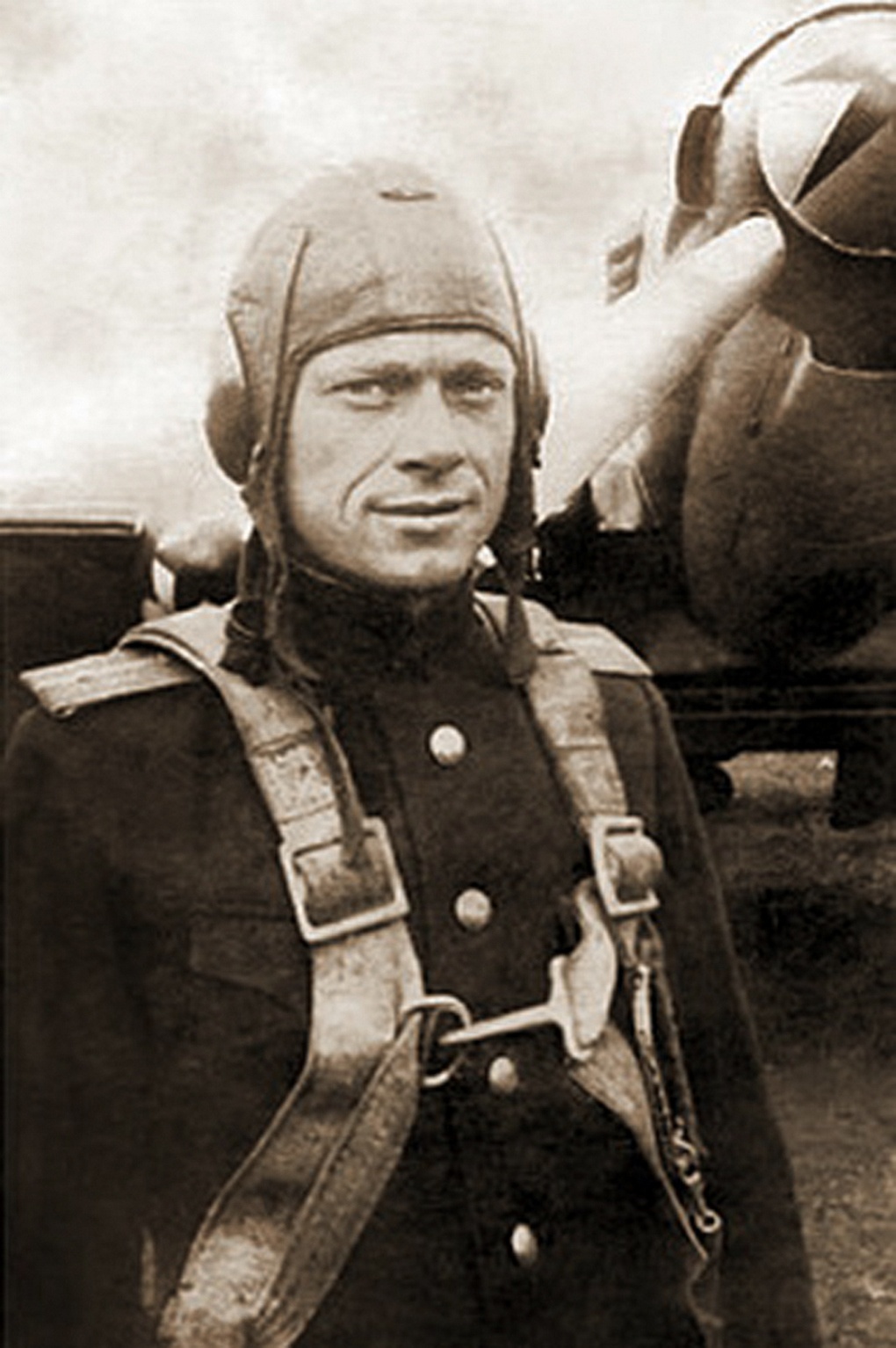 Младший лейтенант Валентин Скопинцев.
