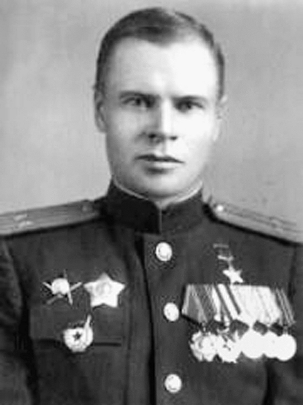 Герой Советского Союза Михаил Яковлевич Кузминов, командир 48 стрелкового полка.
