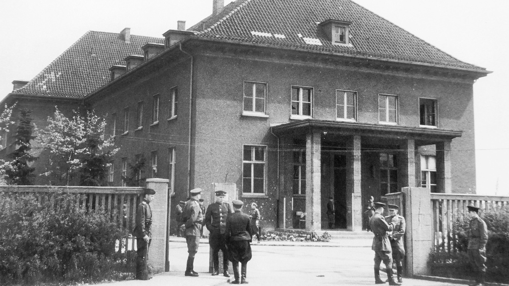 Здание в Карлхорсте, где подписан акт о капитуляции Германии.