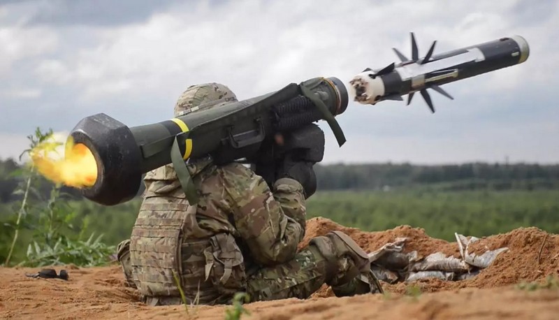 Украинская армия уже получила американские «Джавелины».