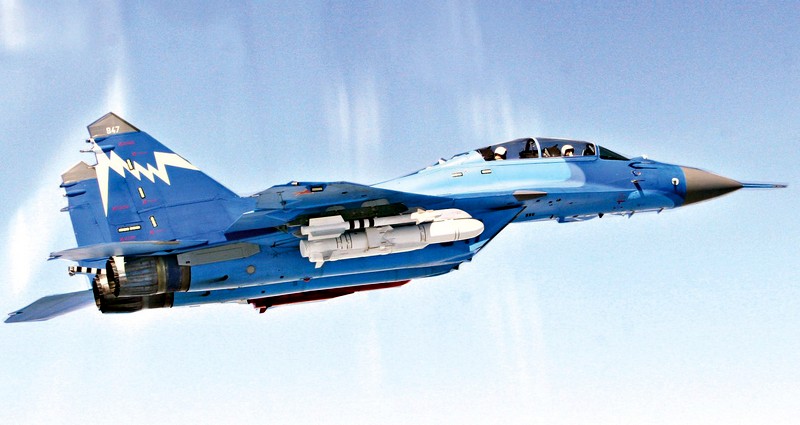 МиГ-29КУБ с ракетой Х-35У.