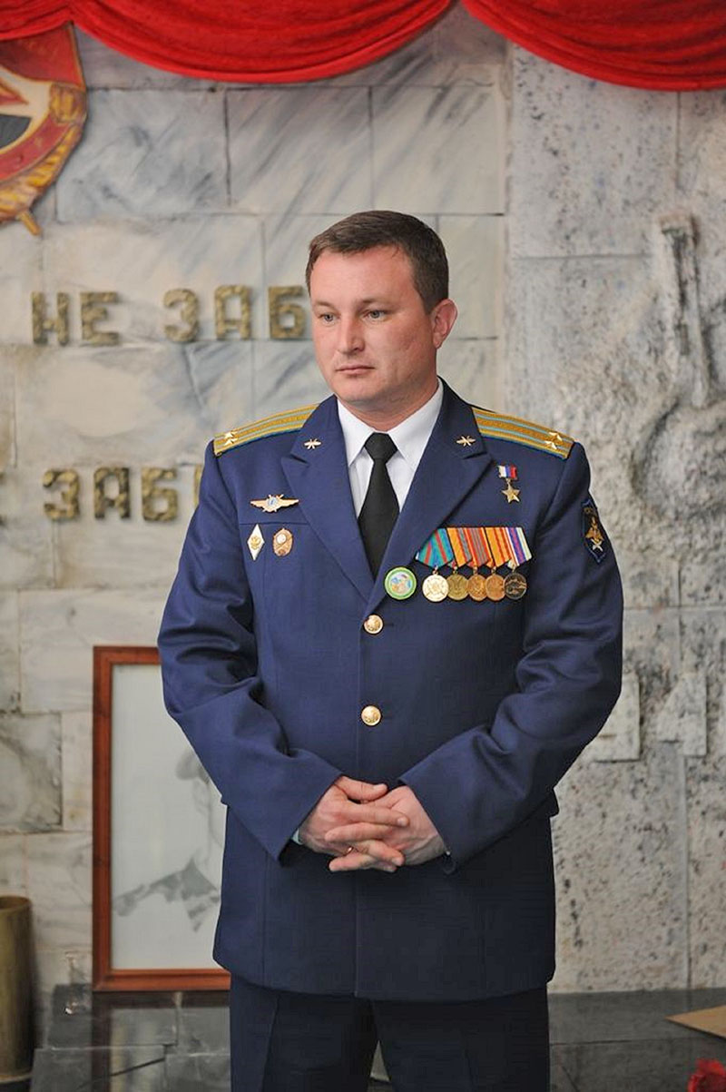 Командир штурмового авиаполка подполковник И.Нечаев.
