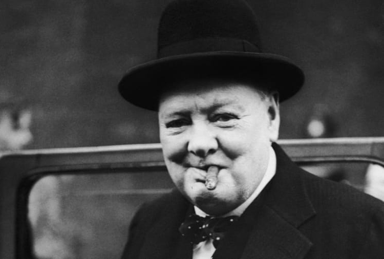 Черчилль, ослеплённый ненавистью к СССР, фактически бредил Третьей мировой войной.