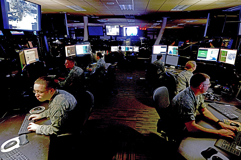 Комплекс обработки добытой разведывательной информации армии США.