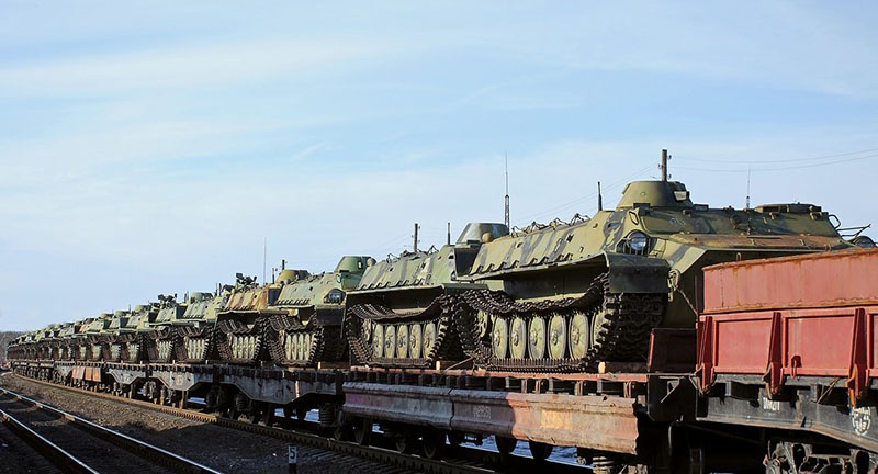 В кратчайшие сроки была совершена переброска военной техники на учения «Восток-2018». А если за дело возьмутся скоростные беспилотные поезда?