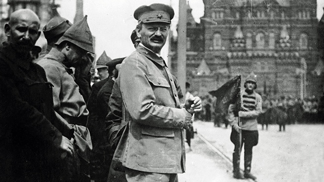Лев Троцкий - первый «маршал» большевицкой победы