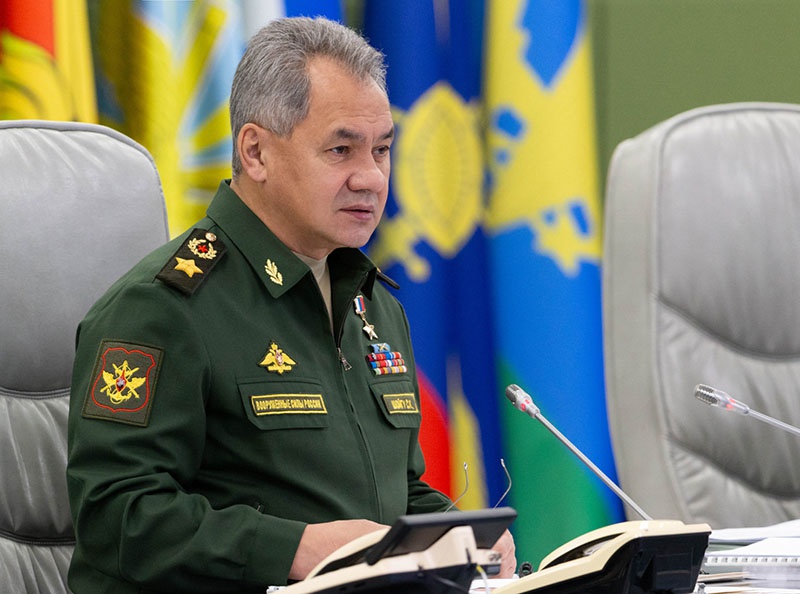 Министр обороны РФ генерал армии Сергей Шойгу:«Россия значительно укрепила свое положение на рынке производителей оружия» .