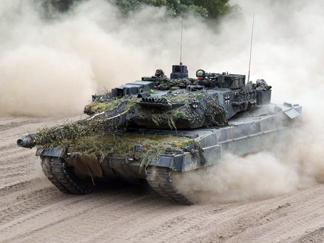 Германия продавала и продаёт танки Leopard 2 Саудовской Аравии и Египту.