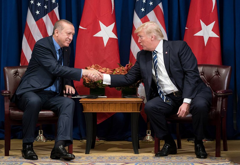 Эрдоган мог пообещать не трогать курдов.