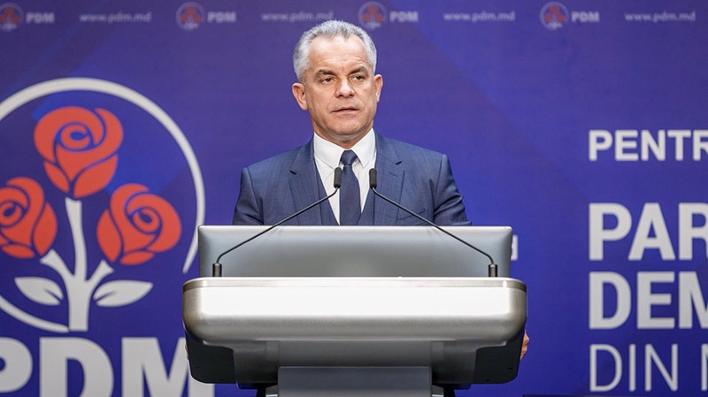 Кто он и на кого работает лидер демократов Владимир Плахотнюк?