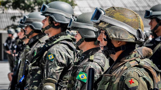 Бразилии не до карнавалов. Пора задуматься о вторжении в Венесуэлу