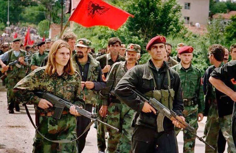Победный марш Армии освобождения Косово.