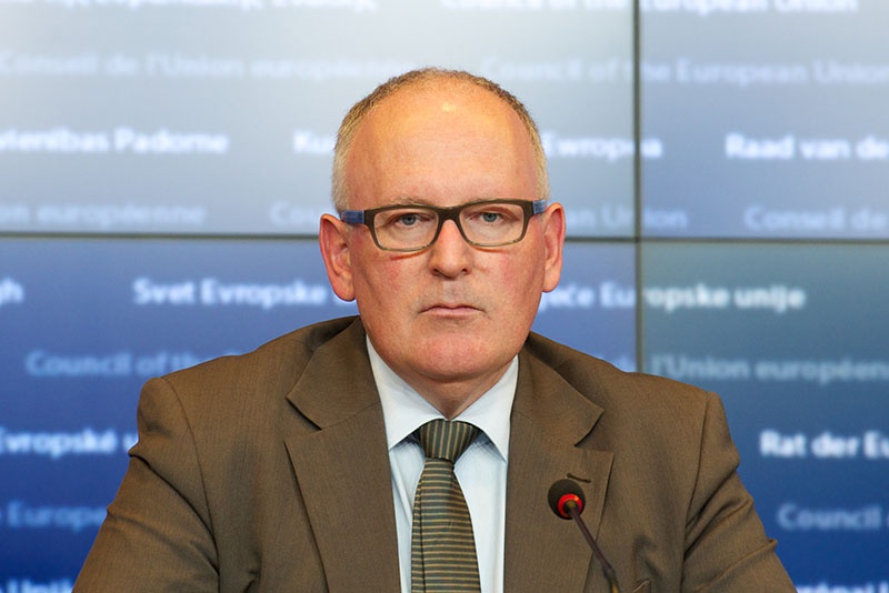 Франс Тиммерманс сохранит должность заместителя председателя Еврокомиссии. .