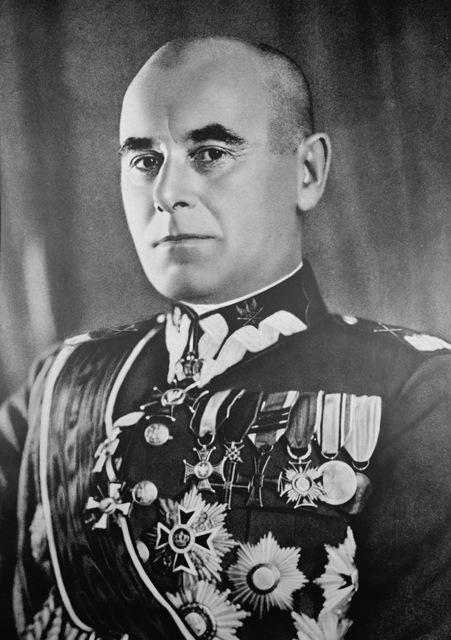 Маршал Эдвард Рыдз-Смиглы.Во время беседы с ним Герман Геринг заявил, что «опасность представляет не только большевизм, но и Россия как таковая, независимо от того, существует ли в ней монархический, либеральный или другой какой-нибудь строй».