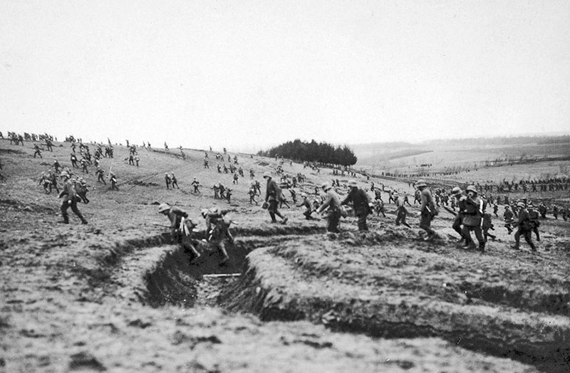 Наступление германских войск - им дорого обошлась кампания на Восточном фронте 1915 г..
