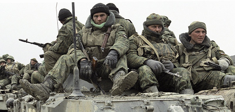 Пехота во время одной из чеченских кампаний.