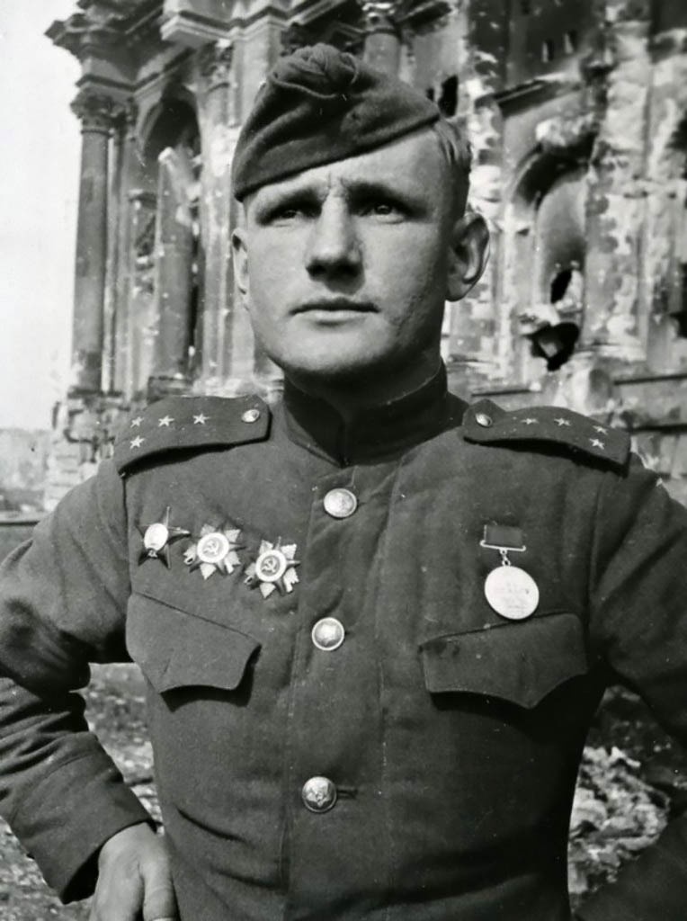 Капитан Степан Андреевич Неустроев.