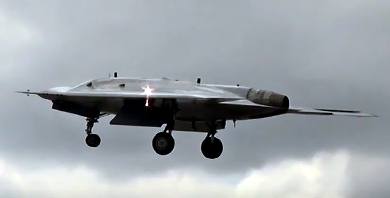 Российский ударный беспилотный летательный аппарат «Охотник».