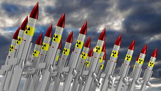 Вашингтон раскручивает новый виток гонки ядерных вооружений. В чью пользу? 