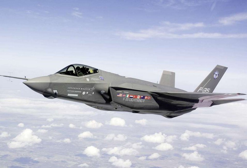 Последние F-35 сертифицированы в США как носители термоядерных бомб В-61-12.