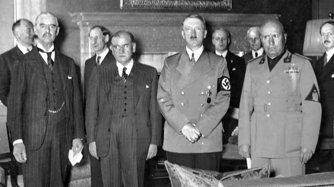 Мюнхенский сговор западных демократий с Гитлером