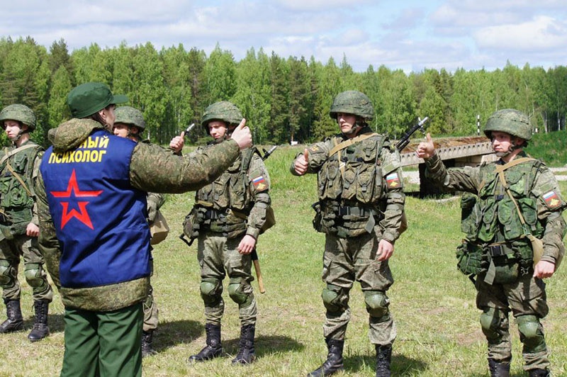 Психологи Западного военного округа приступили к подготовке сборных команд Вооружённых сил РФ к международным этапам конкурсов «Танковый биатлон» и «Суворовский натиск».