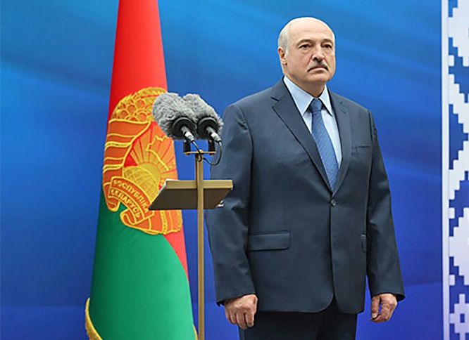 Лукашенко пообещал провести конституционную реформу и после неё новые выборы.