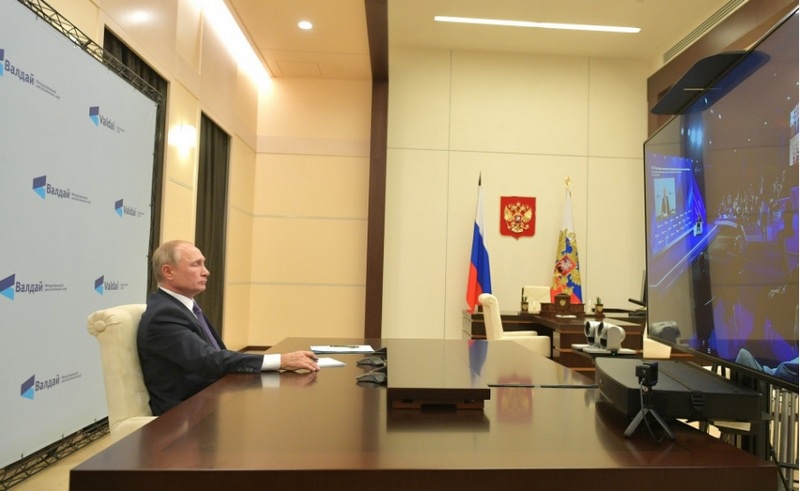 На Валдайском форуме Владимир Путин ещё раз напомнил, что Москва готова продлить архиважный для человечества стратегический договор СНВ-3 и пока что на год берёт обязательство заморозить на этот период свой ядерный потенциал.