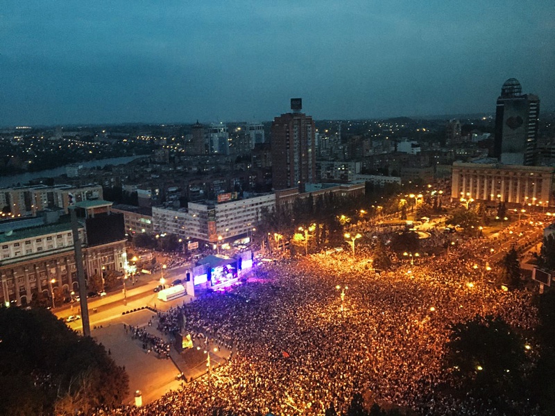 На главной площади столицы Республики состоялся концерт Григория Лепса.
