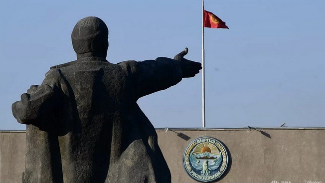 Плоды октябрьской революции в «стране НПО» Плоды октябрьской революции в «стране НПО»