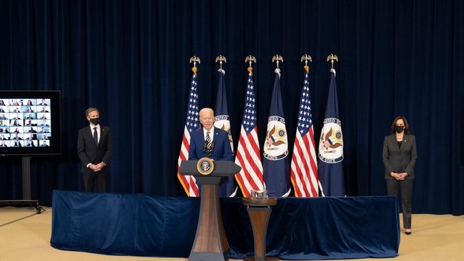 Президент Джо Байден выступил с речью перед Государственным департаментом 4 февраля 2021 г.