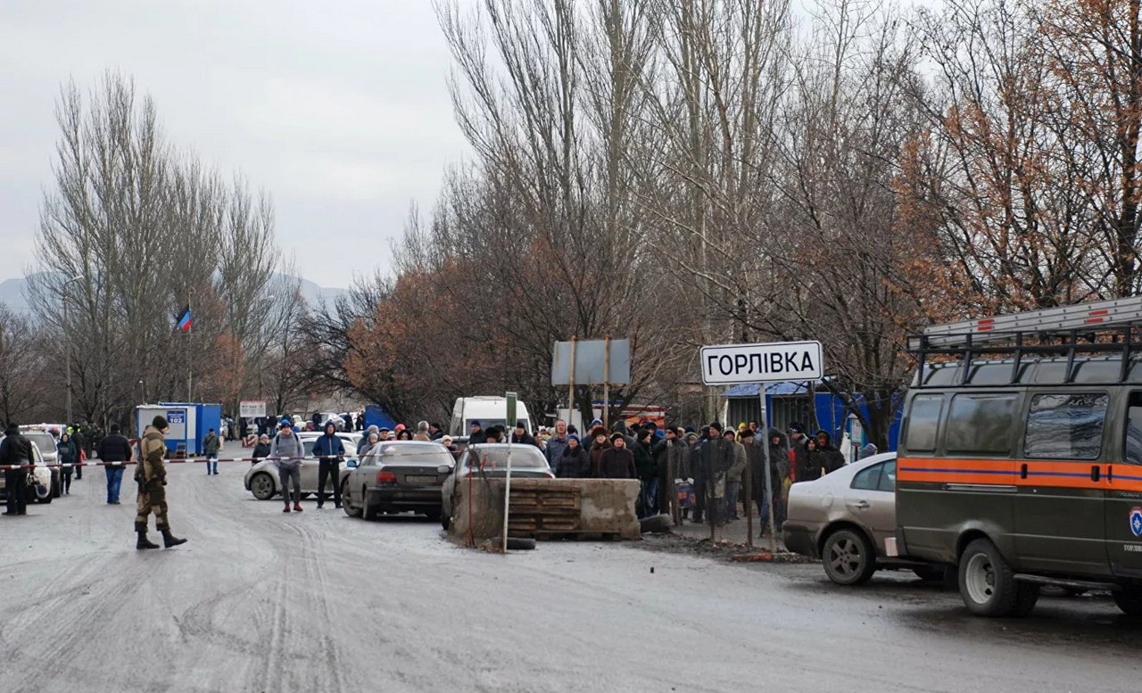НАТО как бы семафорит Украине свою поддержку в гражданской войне в Донбассе - вы только начните и помощь от НАТО придёт.