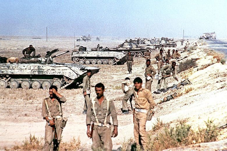 Иракская группировка, которая в августе 1990 г. вторглась в Кувейт, была ненамного больше «профессиональных» ВС Кувейта.