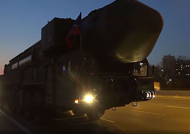 Идет перевооружение Барнаульского ракетного соединения на подвижный грунтовый ракетный комплекс «Ярс».