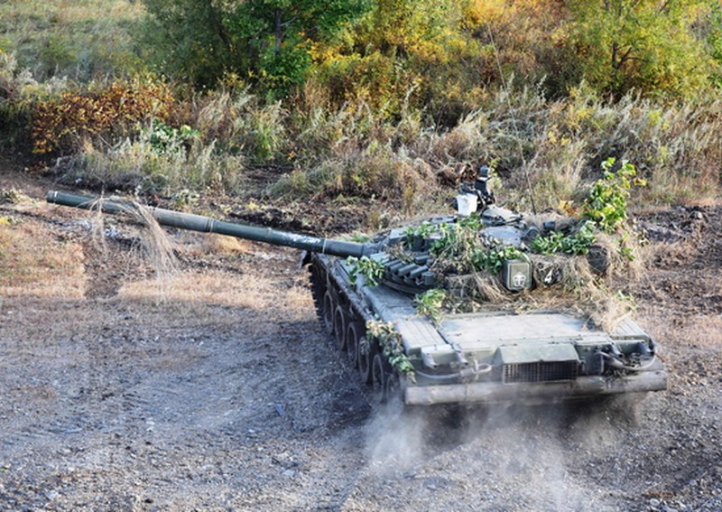 Танковые экипажи ВВО приступили к боевым стрельбам в Бурятии.