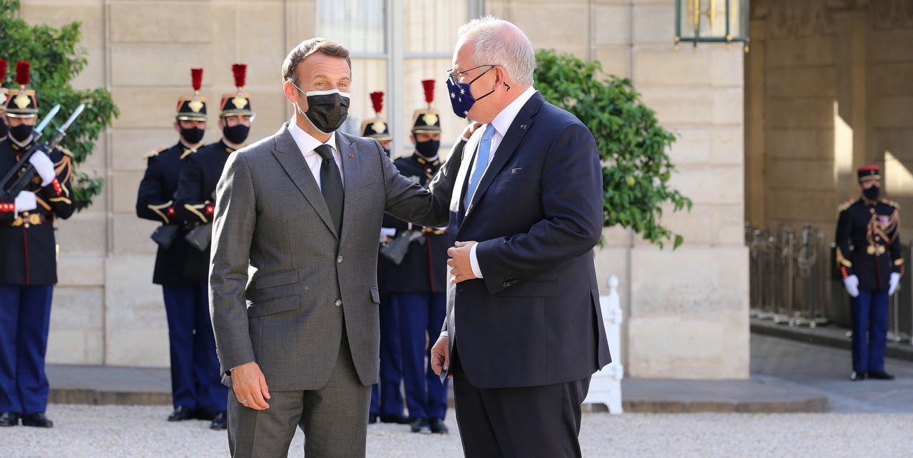 Встреча премьер-министра Австралии Скотта Моррисона и президента Эммануэля Макрона в Елисейском дворце. 15 июня 2021 года.