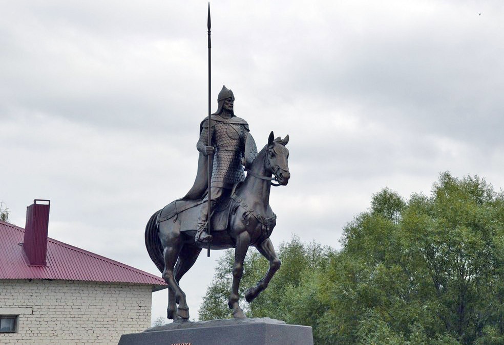 29 сентября 2018 года в районном центре Александро-Невское открыли памятник Александру Невскому.