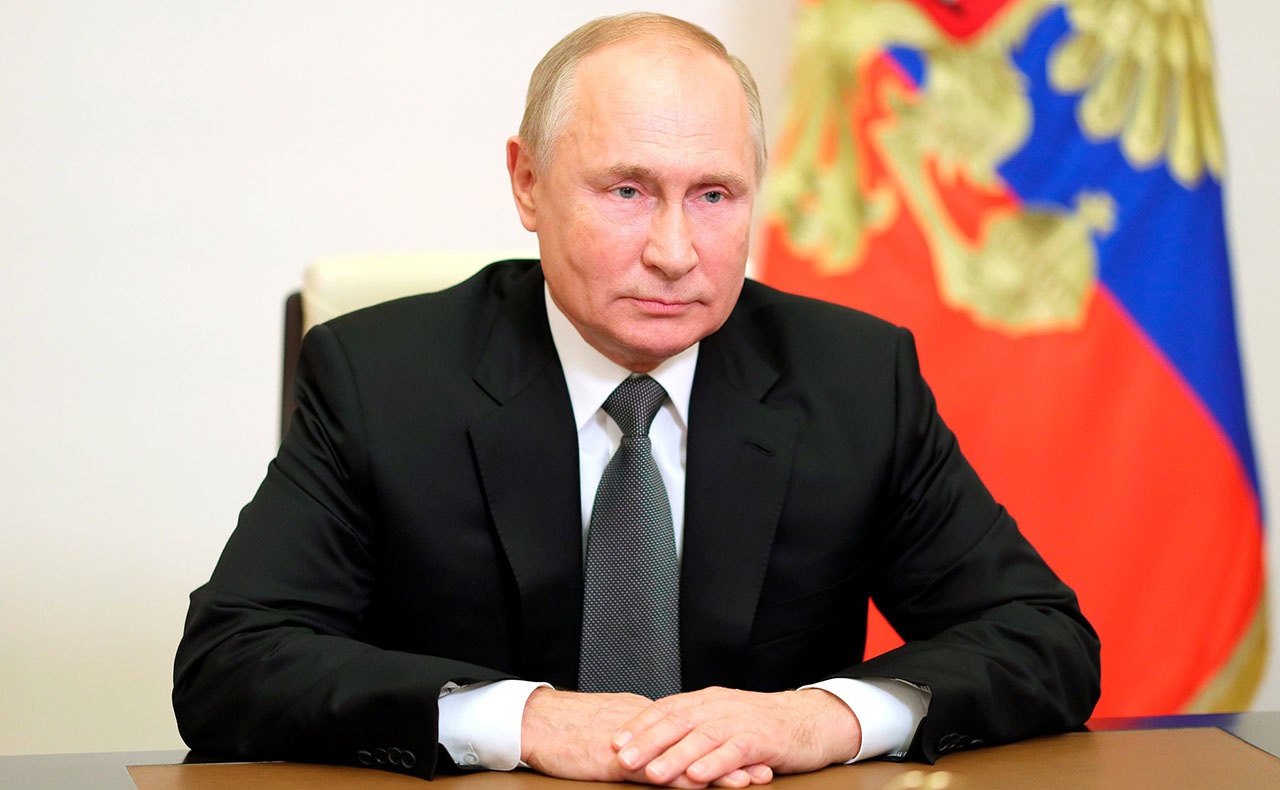 Видеообращение Владимира Путина к участникам заседания по управлению лесным хозяйством и землепользованию в рамках климатического саммита ООН.