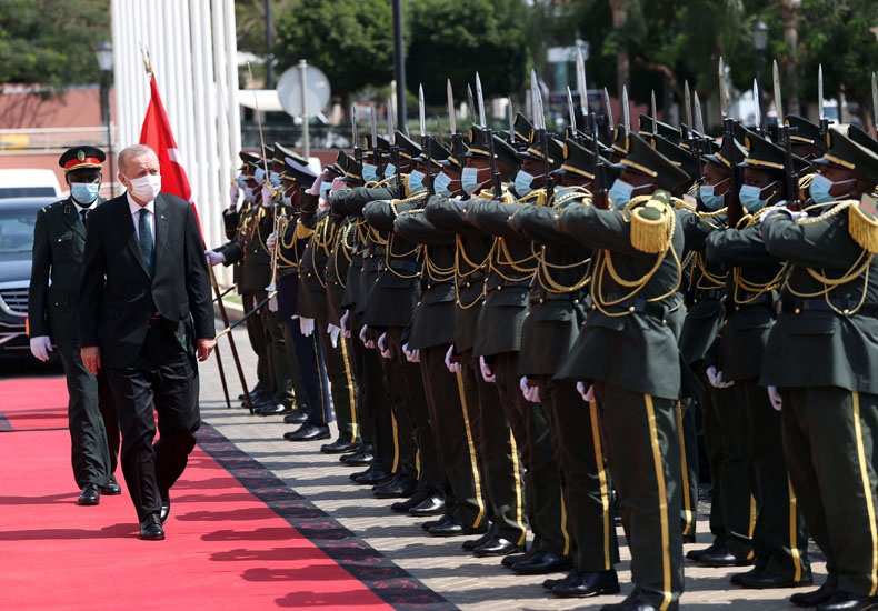 Президент Турции Реджеп Тайип Эрдоган совершил краткий тур по странам Гвинейского залива.