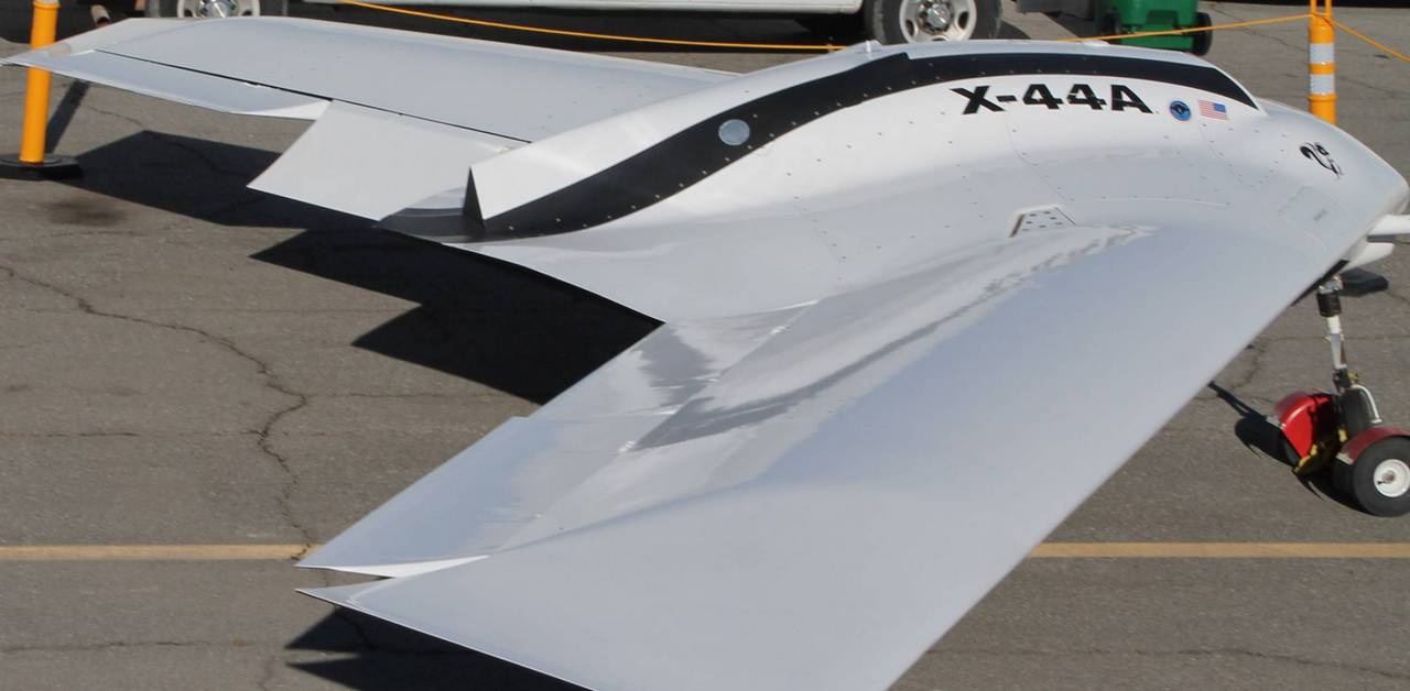 B 2018 году на авиационном фестивале Los Angeles County Air Show состоялась премьера экспериментального БПЛА X-44A.